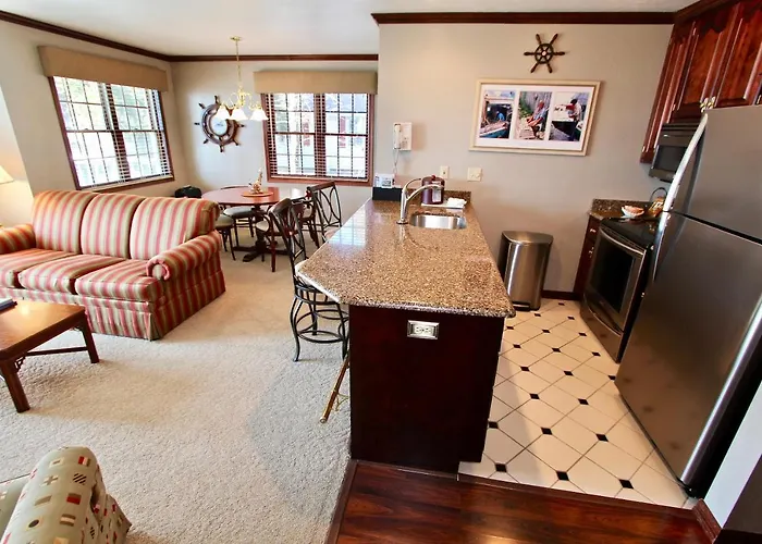 Baileys Harbor Yacht Club Resort
