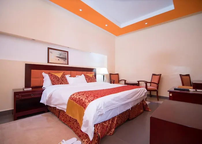 Falcon Heights Hotel