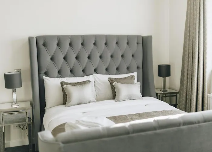 Hunters Lodge Hotel