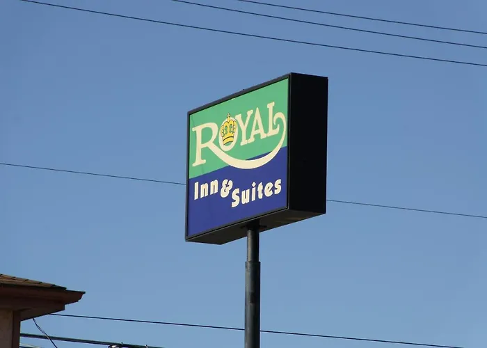 Royalinn & Suites