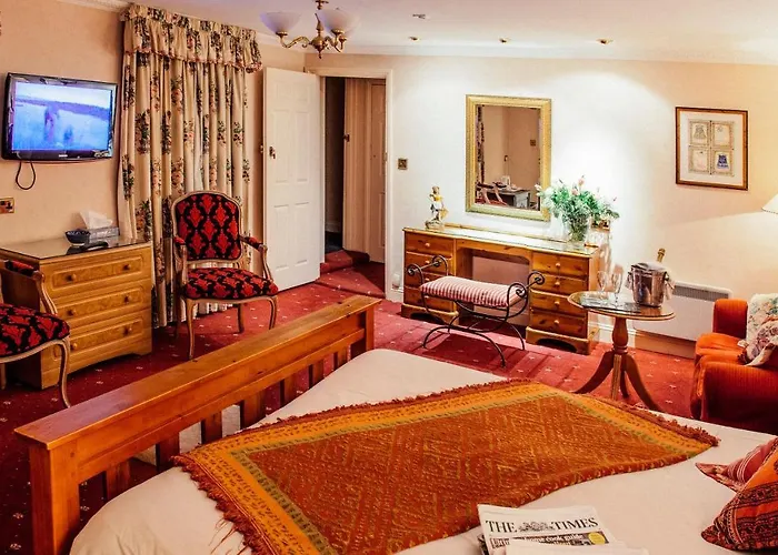 The Revere Hotel