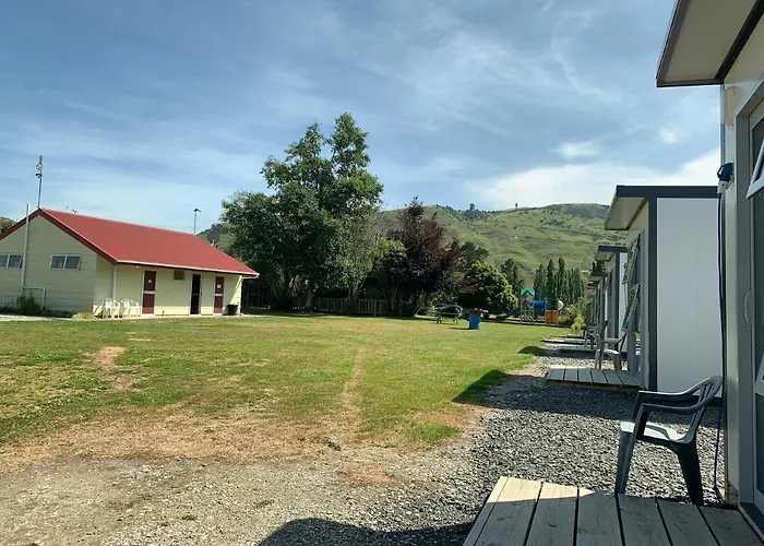 Beaumont Hotel And Holiday Park