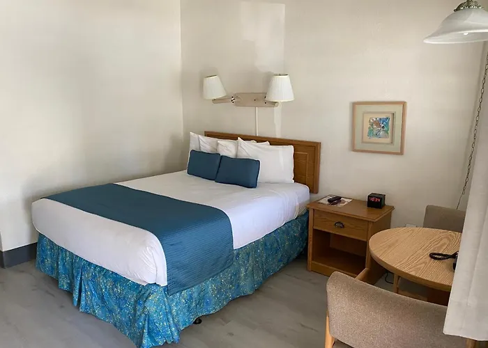 Beach Shell Inn
