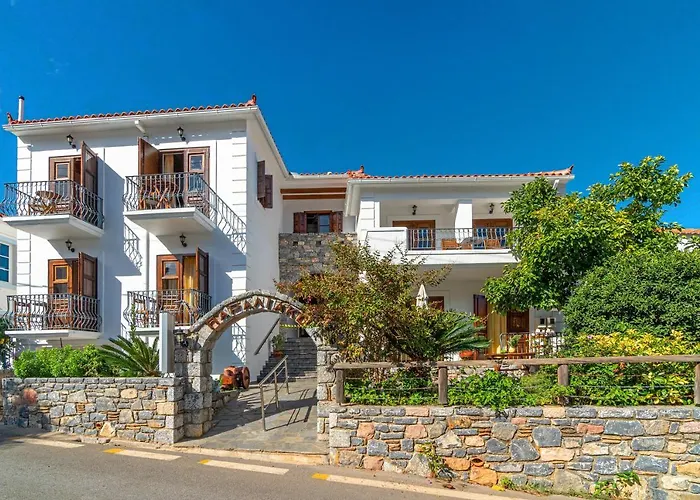 Hotel Paraliako Kyparissi