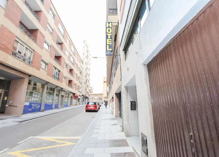 Hotel Castellano Centro