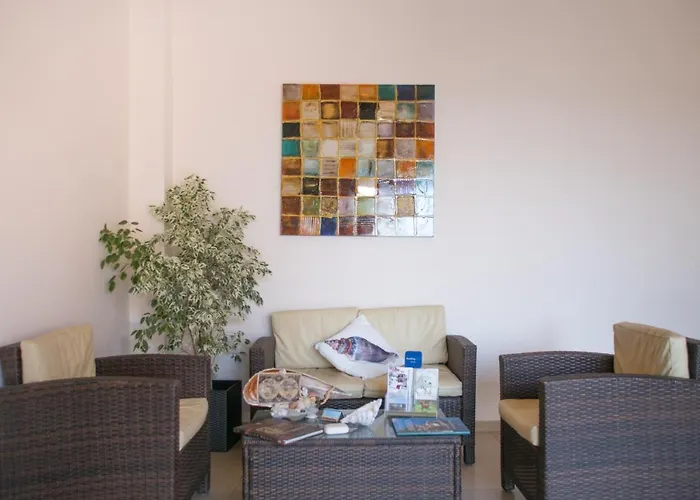 Avra Hotel