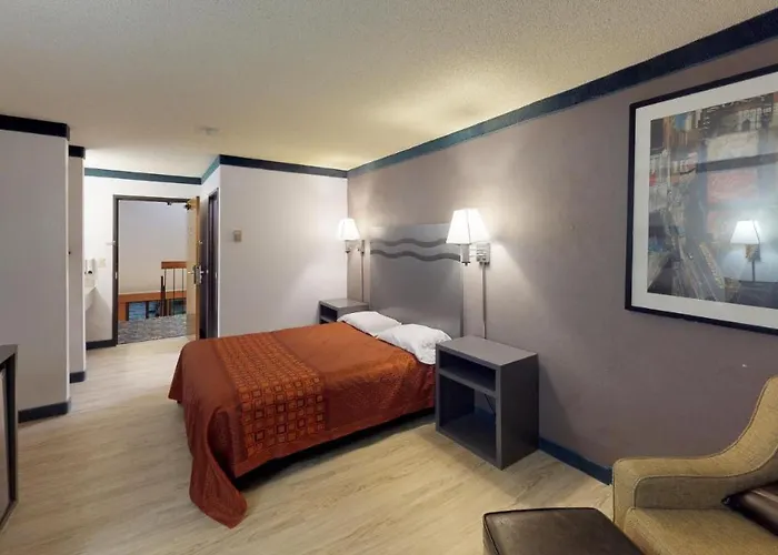 Waconia Inn And Suites