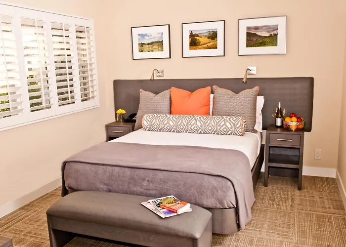 Calistoga Spa Hot Springs - Authentic Hot Springs Spa & Resort