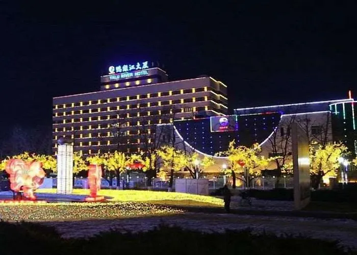 Yalu River Hotel
