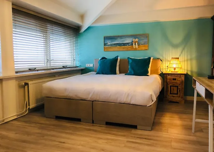 Strandhotel Om De Noord