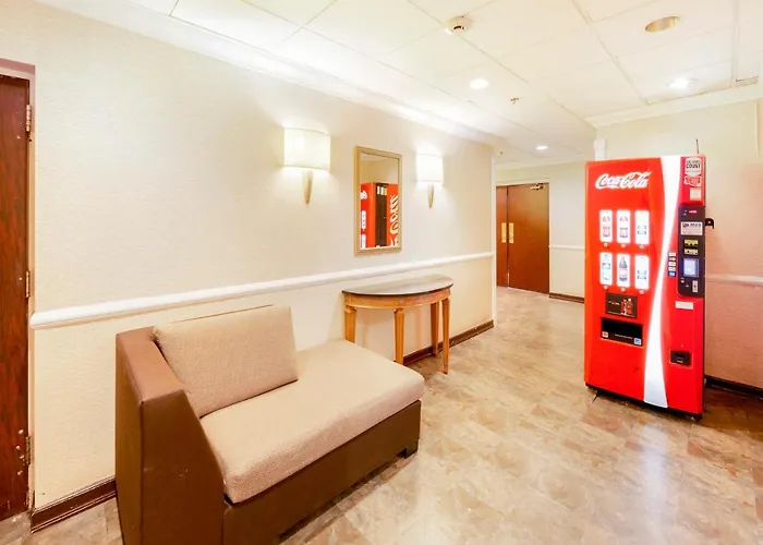 Oyo Hotel East Hanover Nj-10