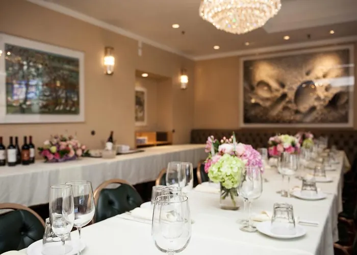 Olyver Hotel