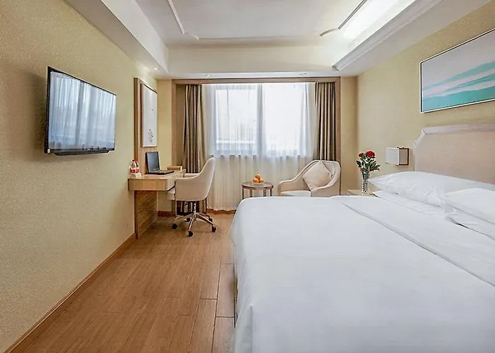Vienna Hotel 3 Best Wuwei City South