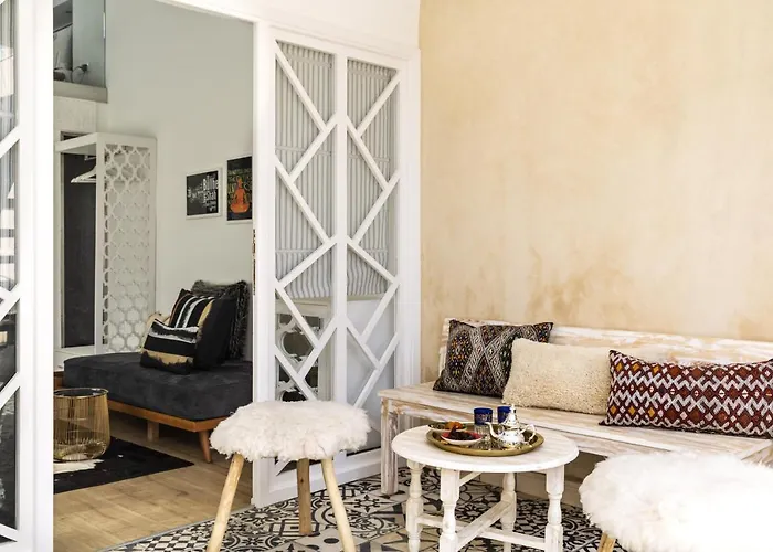 Suite Azur Hotel