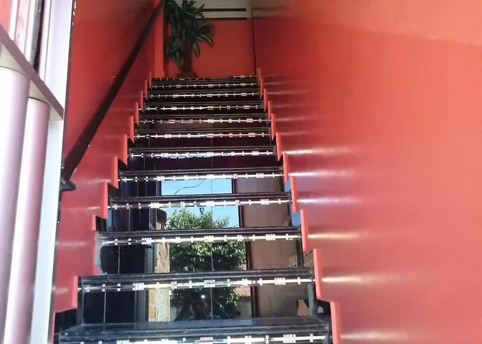 Oyo Tbs Hotel