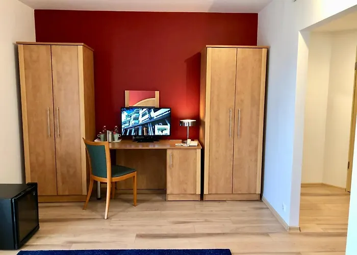 Semiramis Business Hotel