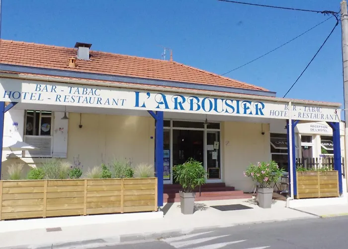 Hotel L'Arbousier
