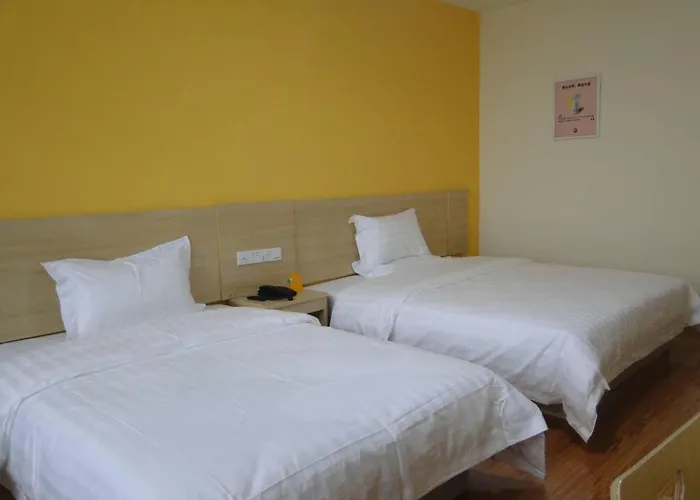 7Days Inn Taihe Guoxing Auto And Agricultural Machine City