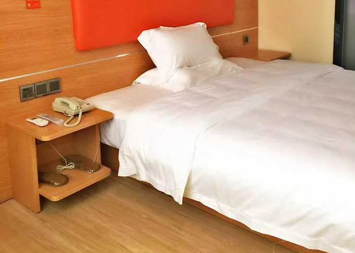7Days Premium Huizhou Boluo Lake Town Luofushan