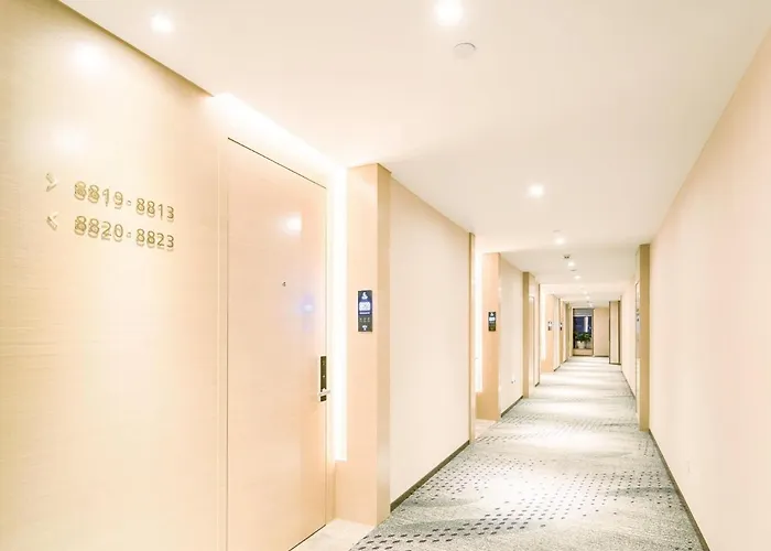 Lavande Hotel Qingzhen Vocational Education City Time Guizhou