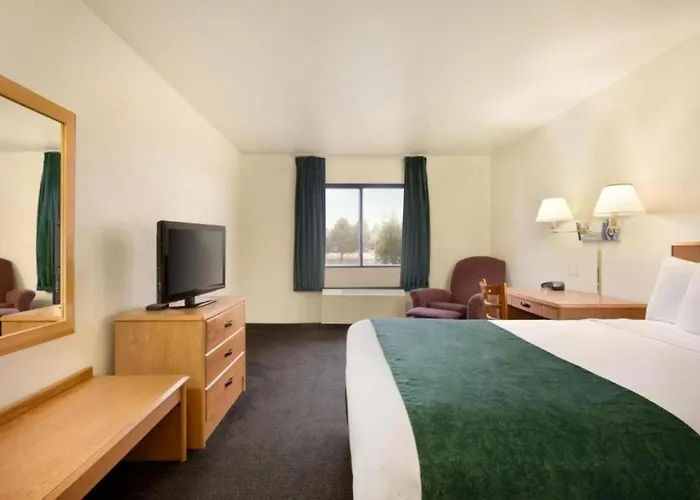 Travelodge By Wyndham Alpine