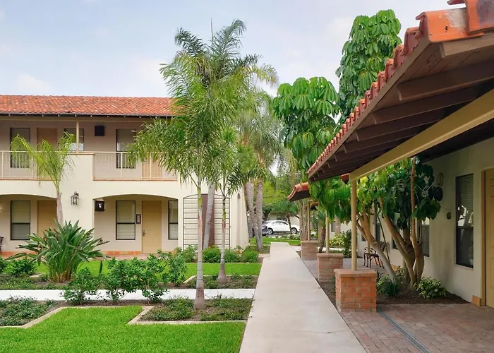 The Bungalows On Shary