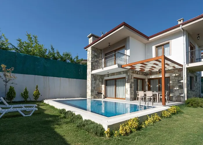Vintage Villas